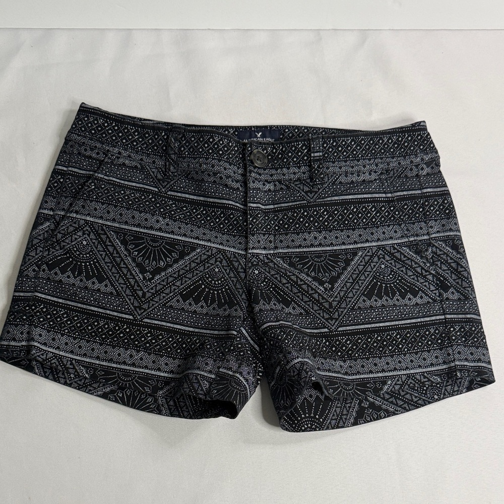 American Eagle Outfitters Black and Gray Geometric Shorts